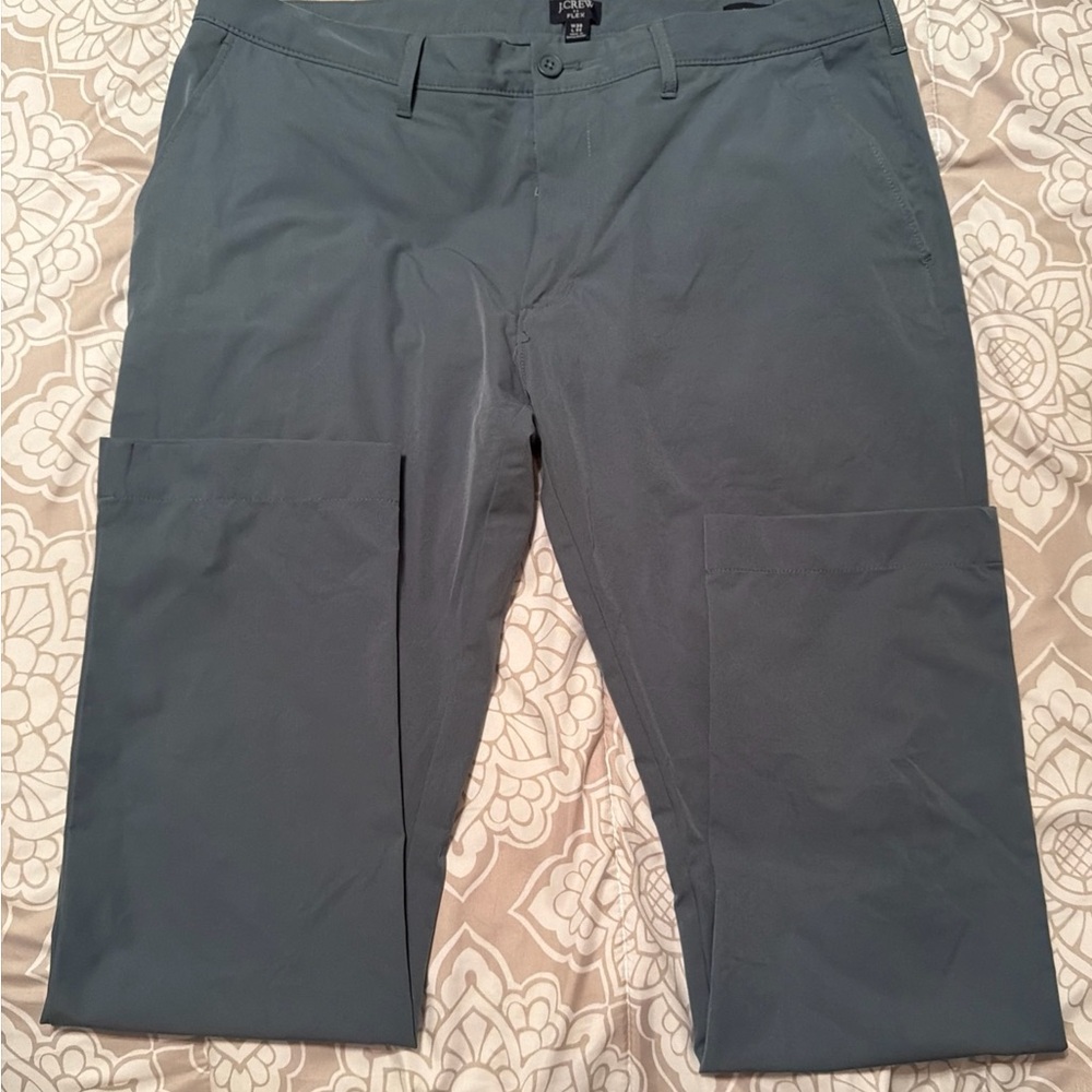 J Crew Men's 38 x 32 Blue Gray Mountain Fog Slim-fit tech chino pant AA712